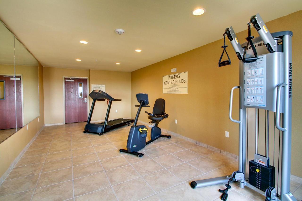 Stanton Inn And Suites Екстериор снимка
